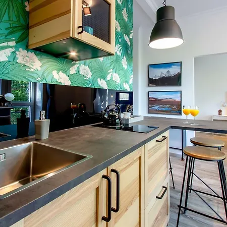 Clicktheflat The Rising Museum شقة وارسو