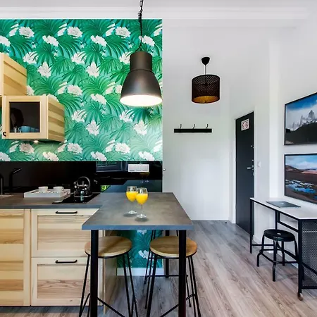 Clicktheflat The Rising Museum Apartmán Varšava