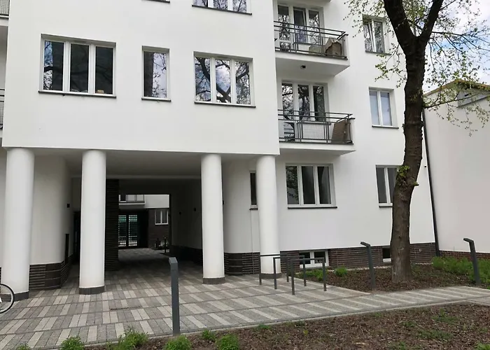 Clicktheflat The Rising Museum Varsó