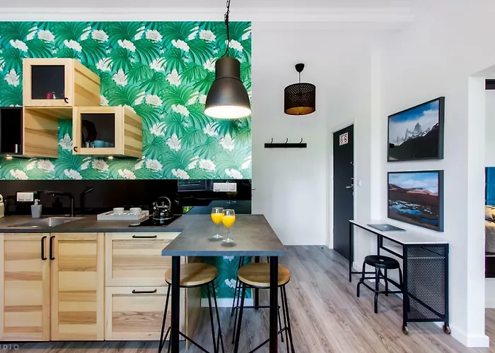 Clicktheflat The Rising Museum Apartman Varsó