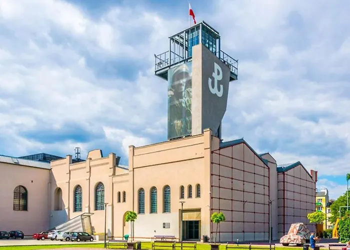 Apartman Clicktheflat The Rising Museum *